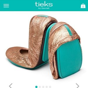 Women's Rose Gold Glam Tieks